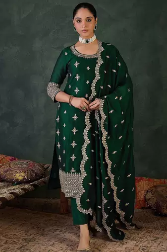 Ethnic Motifs Embroidered Round Neck Kurta With Trousers & Dupatta