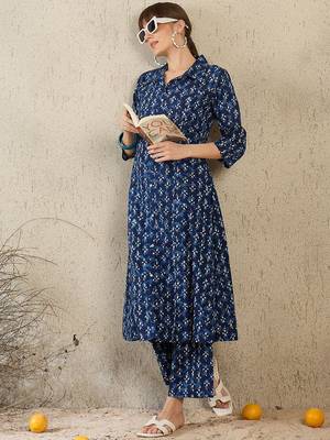 Geometric Printed Shirt Collar A-Line  Cotton Kurta With Palazzos 5