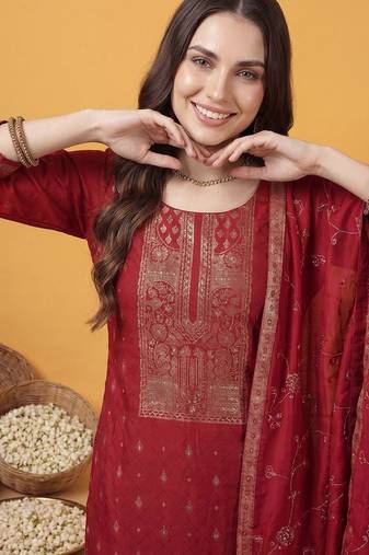 Women Ethnic Motifs Printed Regular Kurta with Trousers & With Dupatta