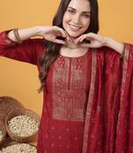 Women Ethnic Motifs Printed Regular Kurta with Trousers & With Dupatta