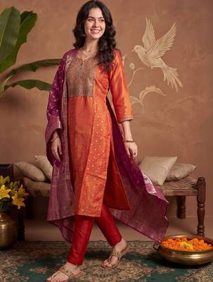 Women Ethnic Motifs Printed Regular Kurta with Trousers & With Dupatta 1