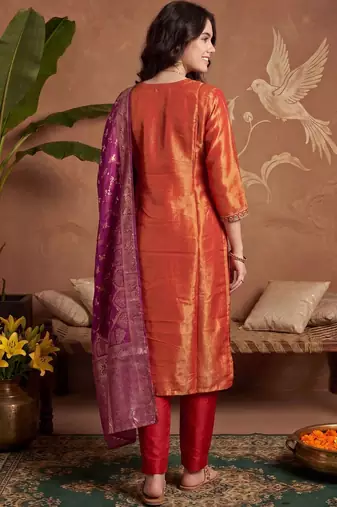 Women Ethnic Motifs Printed Regular Kurta with Trousers & With Dupatta