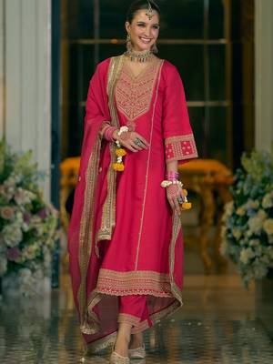Women Ethnic Motifs Embroidered V-Neck A-Line Kurta with Trousers & Dupatta 1