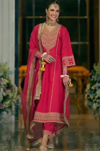 Women Ethnic Motifs Embroidered V-Neck A-Line Kurta with Trousers & Dupatta
