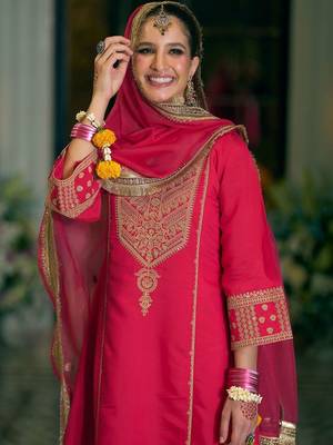 Women Ethnic Motifs Embroidered V-Neck A-Line Kurta with Trousers & Dupatta 2