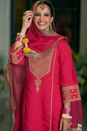 Women Ethnic Motifs Embroidered V-Neck A-Line Kurta with Trousers & Dupatta