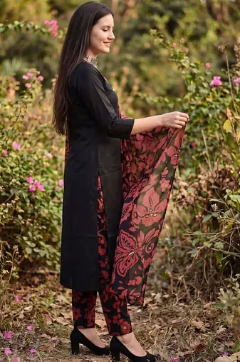 Women Ethnic Motifs Regular Thread Work Pure Cotton Kurta with Trousers & With Dupatta