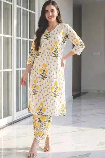 Women Floral Printed Regular Pure Cotton A-Line Kurta with Palazzos