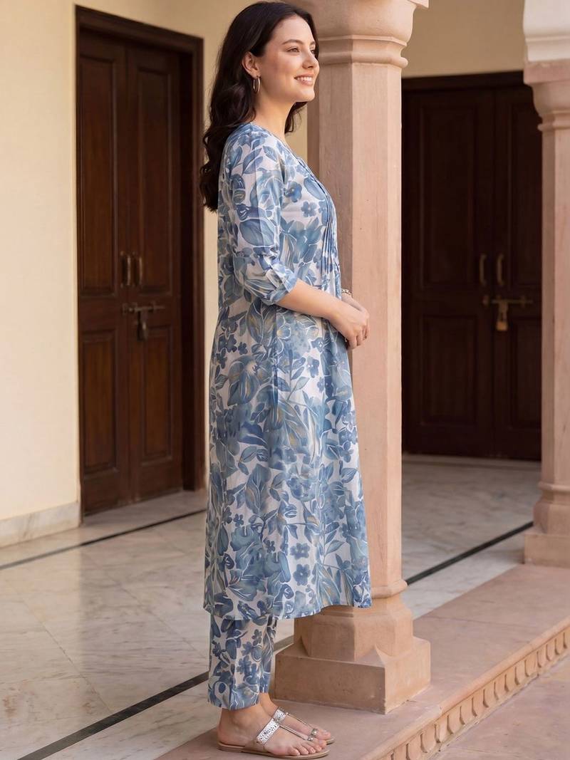 Women Floral Printed Pleated  Cotton Kurta with Trousers