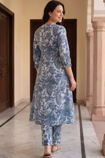 Women Floral Printed Pleated Pure Cotton Kurta with Trousers