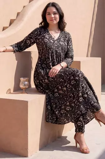 Women Ethnic Motifs Printed Empire Pure Cotton Kurta with Trousers