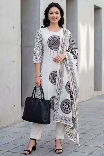 Women Ethnic Motifs Printed Regular  Cotton Kurta with Trousers & With Dupatta