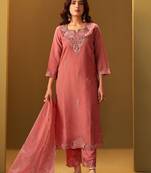 Women Floral Embroidered Kurta with Trousers & Dupatta