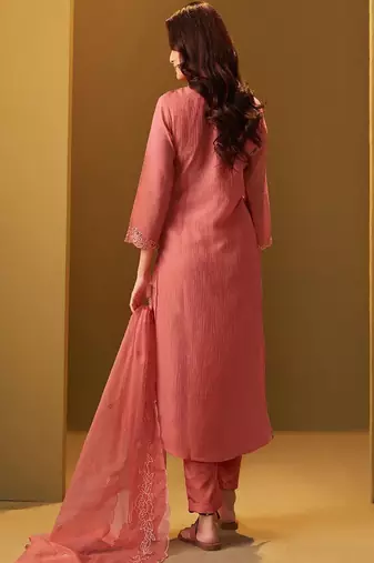 Women Floral Embroidered Kurta with Trousers & Dupatta