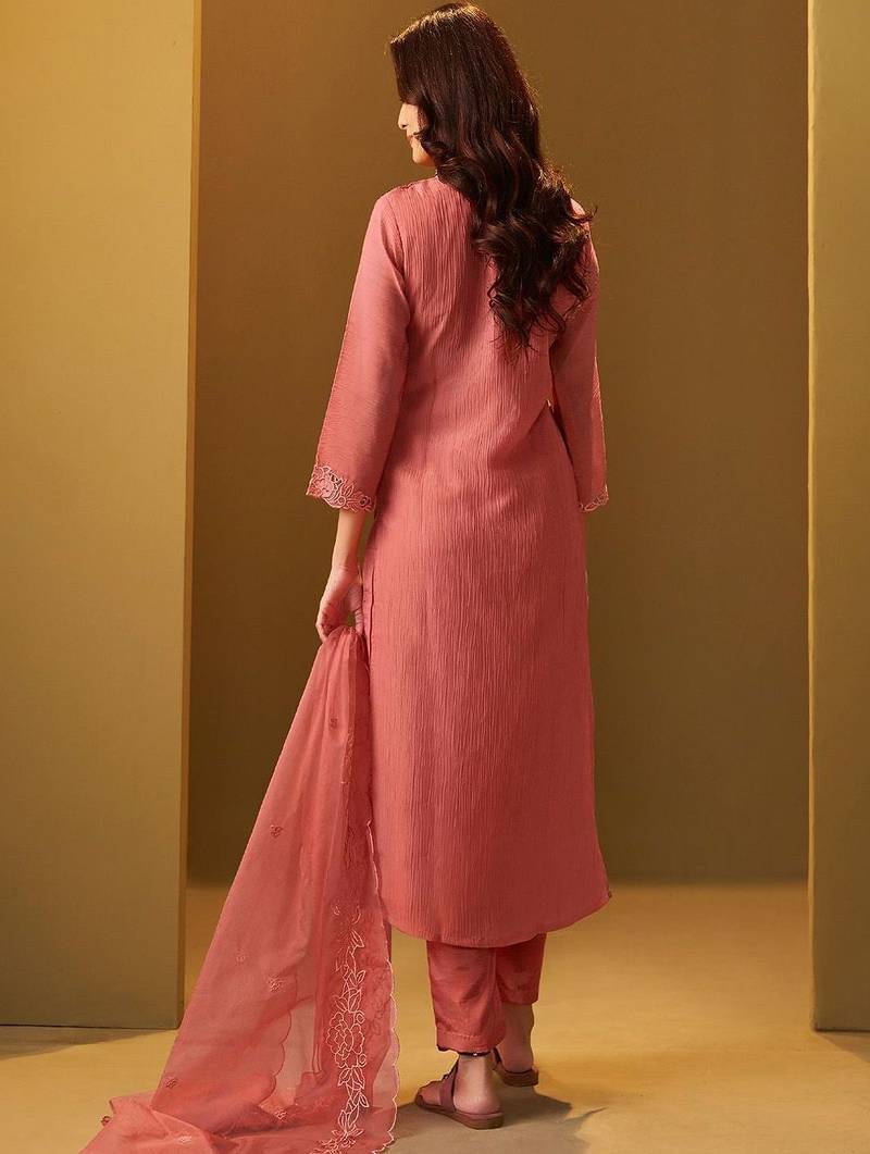 Women Floral Embroidered Kurta with Trousers & Dupatta