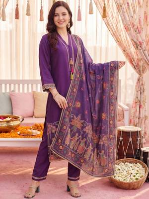 Women Ethnic Motifs Regular Thread Work Kurta with Trousers & With Dupatta 2