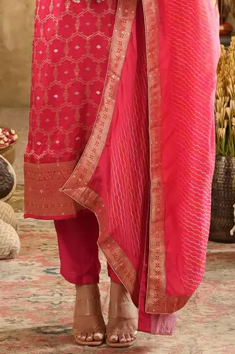Women Ethnic Motifs Embroidered Kurta with Trousers & Dupatta