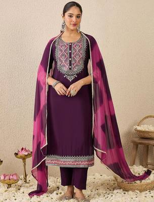 Ethnic Motifs Embroidered Thread Work Straight Kurta With Trousers & Dupatta 2