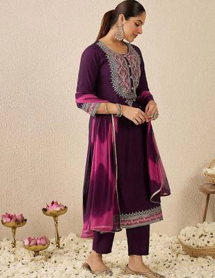 Ethnic Motifs Embroidered Thread Work Straight Kurta With Trousers & Dupatta 5
