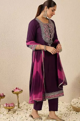 Ethnic Motifs Embroidered Thread Work Straight Kurta With Trousers & Dupatta