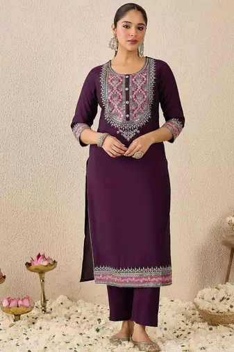 Ethnic Motifs Embroidered Thread Work Straight Kurta With Trousers & Dupatta