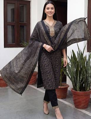 Women Ethnic Motifs Printed Regular  Cotton Kurta with Trousers & With Dupatta 1