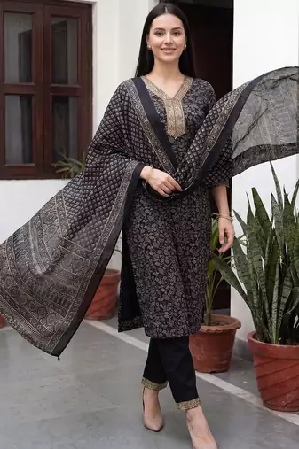 Women Ethnic Motifs Printed Regular  Cotton Kurta with Trousers & With Dupatta