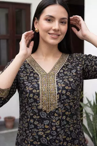 Women Ethnic Motifs Printed Regular  Cotton Kurta with Trousers & With Dupatta