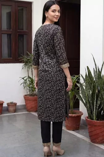 Women Ethnic Motifs Printed Regular  Cotton Kurta with Trousers & With Dupatta