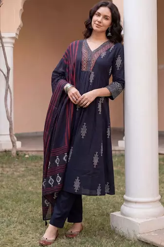 Women Ethnic Motifs Embroidered Panelled Thread Work  Cotton Kurta with Trousers & With Dupatta