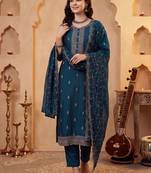 Women Ethnic Motifs Embroidered Regular Thread Work Kurta With Trousers & Dupatta