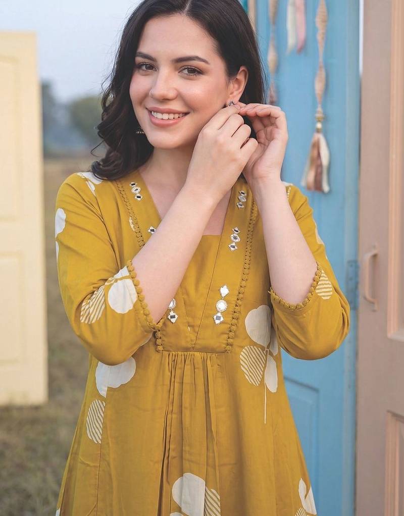 Women Floral Printed Mirror Work  Cotton Kurta with Trousers & Dupatta