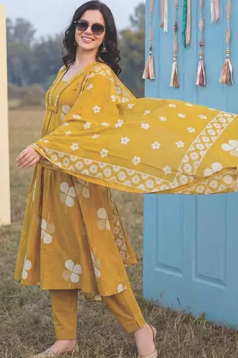 Women Floral Printed Mirror Work  Cotton Kurta with Trousers & Dupatta