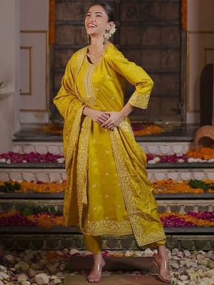 Women Ethnic Motifs Embroidered Regular Kurta with Trousers & With Dupatta 1