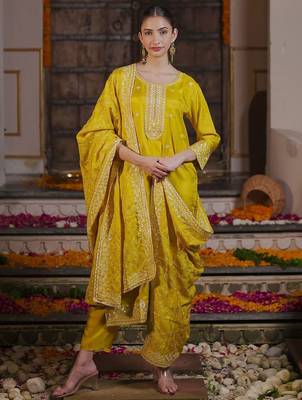 Women Ethnic Motifs Embroidered Regular Kurta with Trousers & With Dupatta 2