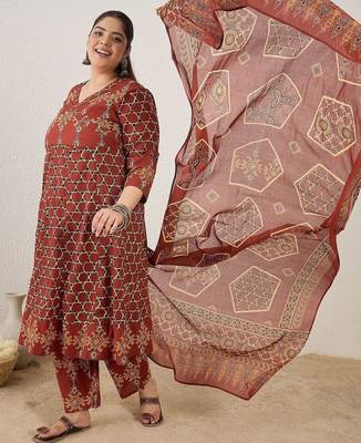 Plus Size Maroon Printed A-Line Kurta Trousers With Dupatta Set 1