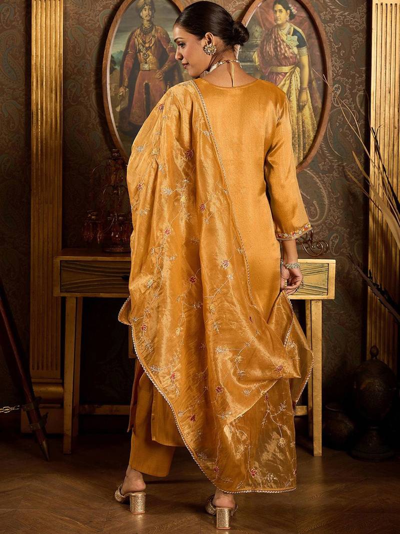Floral Embroidered Thread Work Liva Straight Kurta with Trouser & Dupatta