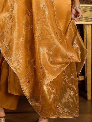 Floral Embroidered Thread Work Liva Straight Kurta with Trouser & Dupatta 7