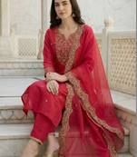 Women Ethnic Motifs Embroidered Regular Thread Work Liva Kurta with Trousers & With Dupatta