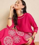 Women Ethnic Motifs Embroidered Regular Thread Work Kurta with Trousers