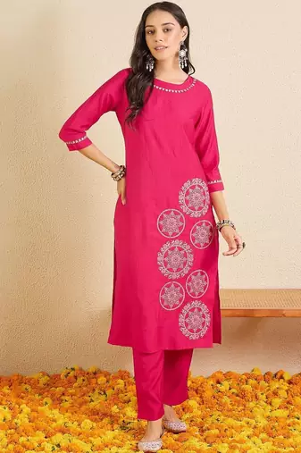 Women Ethnic Motifs Embroidered Regular Thread Work Kurta with Trousers