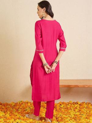 Women Ethnic Motifs Embroidered Regular Thread Work Kurta with Trousers 3