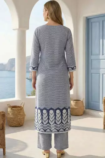 Women Printed Regular Pure Cotton Kurta with Trousers
