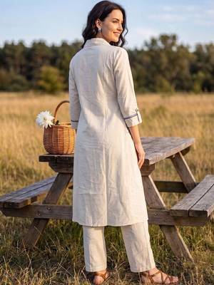 Women Floral Embroidered Regular Thread Work Pure Cotton Kurta with Trousers 4