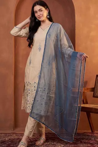 Women Ethnic Motifs Embroidered Regular Thread Work Kurta with Trousers & With Dupatta