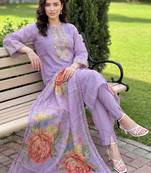 Women Floral Embroidered Regular Thread Work Kurta with Trousers & With Dupatta