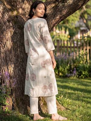 Women Ethnic Motifs Printed Regular Mirror Work  Cotton Kurta with Trousers 4