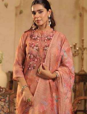 Floral Embroidered Thread Work Kurta with Trouser & With Dupatta 2
