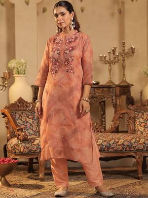 Floral Embroidered Thread Work Kurta with Trouser & With Dupatta 4