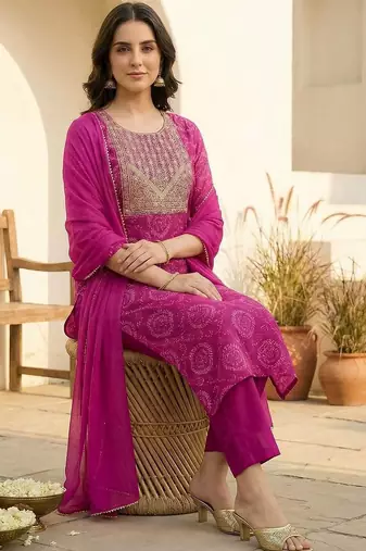 Women Ethnic Motifs Printed Regular Kurta with Trousers & With Dupatta